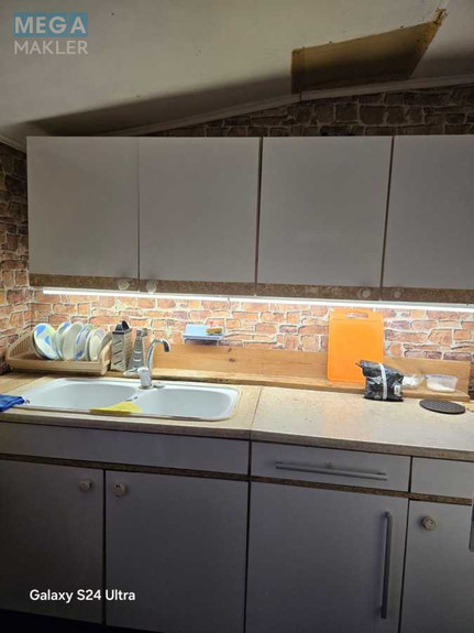 Оренда дома, <a class="location-link" href="/kiev/" title="Недвижимость Київ">Київ</a>, <a class="location-link" href="/kiev/podolskij/" title="Недвижимость Подільський район">Подільський р-н</a>, Синеозерная ул., 8 (изображение 1)