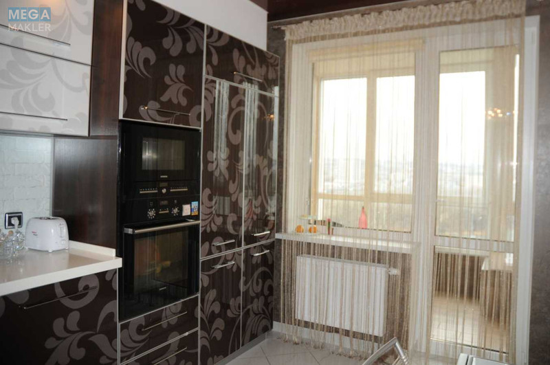 Продаж 3 кімнатної квартири (120/60/15), 12 пов. 24 пов. будинку, <a class="location-link" href="/kiev/" title="Недвижимость Київ">Київ</a>, <a class="location-link" href="/kiev/obolonskij/" title="Недвижимость Оболонський район">Оболонський р-н</a>, Иорданская ул., 1 (изображение 1)