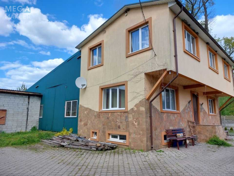 Продаж комерційної нерухомості, 192,40&nbsp;кв.м, под офис, <a class="location-link" href="/kadishe/" title="Недвижимость Кадище">Кадище</a>, Залізнична, 36А (изображение 1)