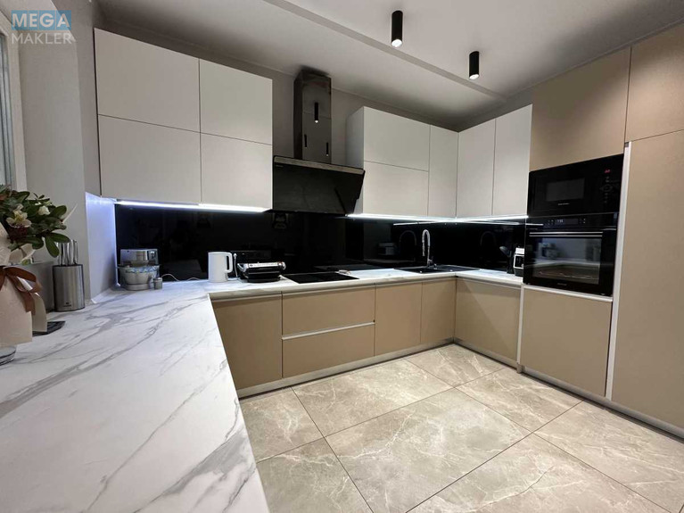 Продаж дома, 3 поверху, 124 кв.м, 4 кімнати, ділянка 1 сотка, <a class="location-link" href="/belaya-tserkov/" title="Недвижимость Біла Церква">Біла Церква</a>, Фастівська, 21Г (изображение 1)