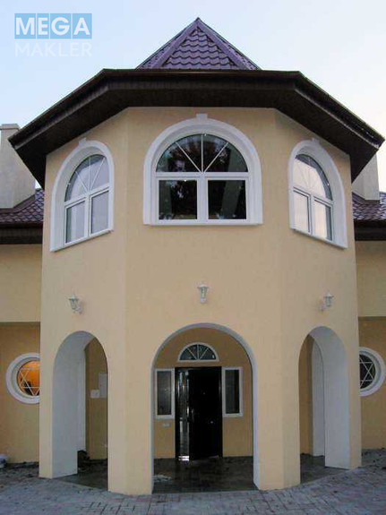 Продаж дома, 4&nbsp;поверху, 550&nbsp;кв.м, 12&nbsp;кімнат, ділянка 12&nbsp;соток, <a class="location-link" href="/kiev/" title="Недвижимость Київ">Київ</a>, <a class="location-link" href="/kiev/solomenskij/" title="Недвижимость Солом'янський район">Солом'янський р-н</a>, Монтажников ул., 27 (изображение 1)