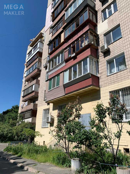 Продаж 2 кімнатної квартири (65/?/?), 2 пов. 9 пов. будинку, <a class="location-link" href="/kiev/" title="Недвижимость Київ">Київ</a>, <a class="location-link" href="/kiev/desnyanskij/" title="Недвижимость Деснянський район">Деснянський р-н</a>, Братиславская ул., 7 (изображение 1)