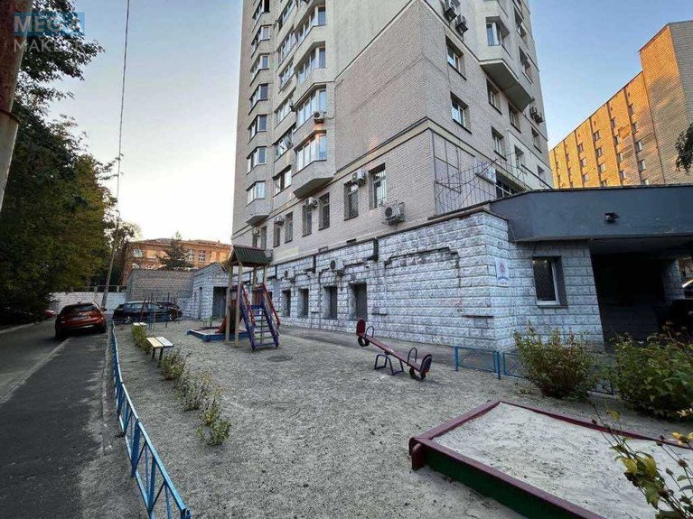 Продаж 2 кімнатної квартири (78/?/14), 4 пов. 18 пов. будинку, <a class="location-link" href="/kiev/" title="Недвижимость Київ">Київ</a>, <a class="location-link" href="/kiev/goloseevskij/" title="Недвижимость Голосіївський район">Голосіївський р-н</a>, Сєченова вул. (изображение 1)