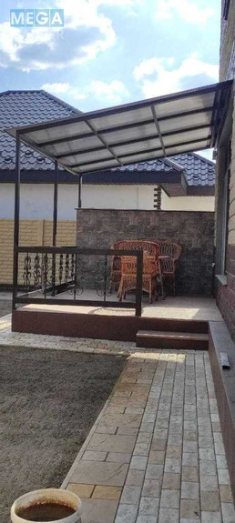 Продаж дома, 2 поверху, 163 кв.м, 4 кімнати, ділянка 3 сотки, <a class="location-link" href="/nikolaev/" title="Недвижимость Миколаїв">Миколаїв</a>, <a class="location-link" href="/nikolaev/centralnyj/" title="Недвижимость Центрульний район">Центрульний р-н</a>, Столярная (изображение 1)