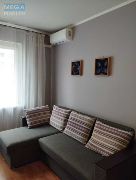 Оренда 1 кімнатної квартири, <a class="location-link" href="/kiev/" title="Недвижимость Київ">Київ</a>, <a class="location-link" href="/kiev/darnickij/" title="Недвижимость Дарницький район">Дарницький р-н</a>, Софії Русової вул., 3в (изображение 1)
