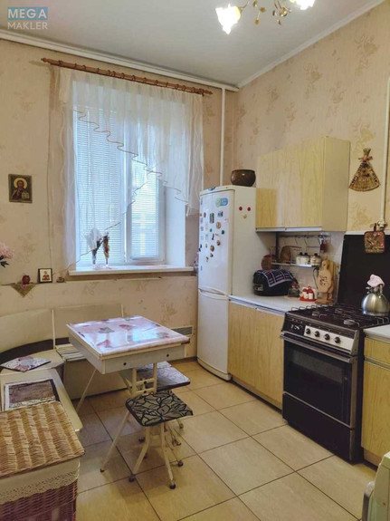 Продаж 4 кімнатної квартири (80/50/10), 1 пов. 1 пов. будинку, <a class="location-link" href="/nikolaev/" title="Недвижимость Миколаїв">Миколаїв</a>, <a class="location-link" href="/nikolaev/centralnyj/" title="Недвижимость Центрульний район">Центрульний р-н</a>, Адмиральская, 16 (изображение 1)