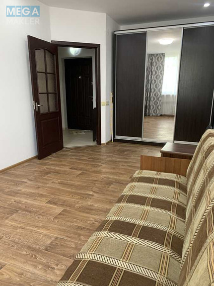 Оренда 1 кімнатної квартири, <a class="location-link" href="/kiev/" title="Недвижимость Київ">Київ</a>, <a class="location-link" href="/kiev/dneprovskij/" title="Недвижимость Дніпровський район">Дніпровський р-н</a>, Ярослава Гашека бульв., 20/3 (изображение 1)