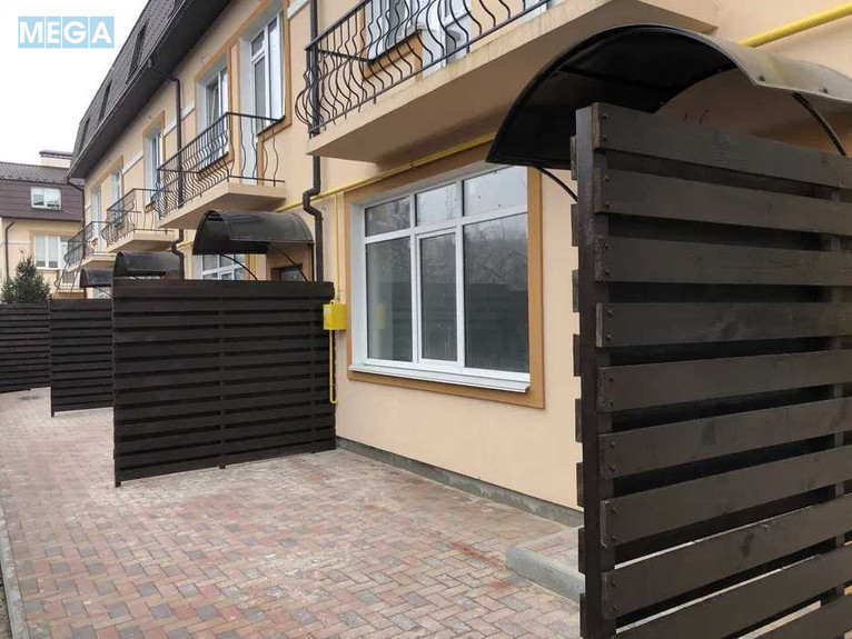 Продаж дома, 3 поверху, 100 кв.м, 4 кімнати, ділянка 1 сотка, <a class="location-link" href="/vishnevoe/" title="Недвижимость Вишневе">Вишневе</a>, Квітнева, 20 (изображение 1)