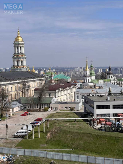 Продаж 3 кімнатної квартири (126,4/64,3/16,4), 11 пов. 17 пов. будинку, <a class="location-link" href="/kiev/" title="Недвижимость Київ">Київ</a>, <a class="location-link" href="/kiev/pecherskij/" title="Недвижимость Печерський район">Печерський р-н</a>, Лейпцигская ул., 13а (изображение 1)