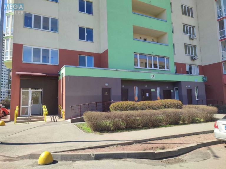 Оренда комерційної нерухомості, 76 кв.м, под магазин, <a class="location-link" href="/kiev/" title="Недвижимость Київ">Київ</a>, <a class="location-link" href="/kiev/dneprovskij/" title="Недвижимость Дніпровський район">Дніпровський р-н</a>, Комбинатная ул., 25 (изображение 1)