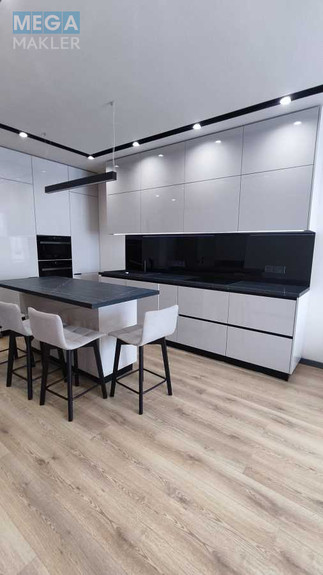 Оренда 1 кімнатної квартири, <a class="location-link" href="/lviv/" title="Недвижимость Львів">Львів</a>, <a class="location-link" href="/lviv/sihovskij/" title="Недвижимость Сихівський район">Сихівський р-н</a>, Червоної Калини, 56 (изображение 1)