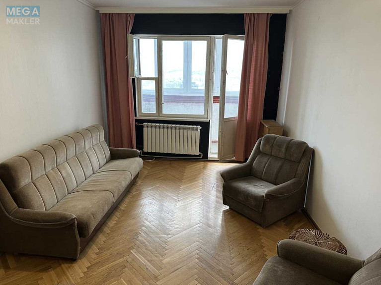 Оренда 3 кімнатної квартири, <a class="location-link" href="/kiev/" title="Недвижимость Київ">Київ</a>, <a class="location-link" href="/kiev/goloseevskij/" title="Недвижимость Голосіївський район">Голосіївський р-н</a>, Деміївська вул., 53 (изображение 1)
