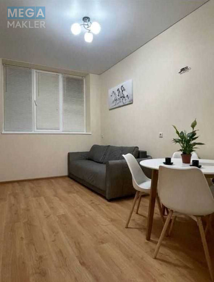 Новобудова, 4 поверхів, <a class="location-link" href="/uzhgorod/" title="Недвижимость Ужгород">Ужгород</a>, Сергія Мартина, 4 (изображение 1)
