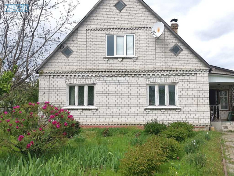 Продаж дома, 2 поверху, 150 кв.м, 5 кімнат, ділянка 19 соток, <a class="location-link" href="/rusanov/" title="Недвижимость Русанів">Русанів</a>, Першотравнева, 43 (изображение 1)