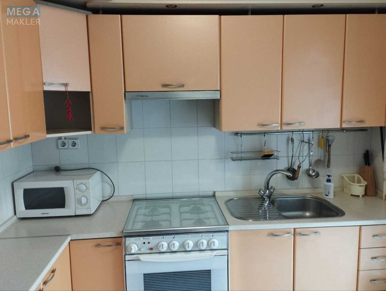 Оренда 2 кімнатної квартири, <a class="location-link" href="/kiev/" title="Недвижимость Київ">Київ</a>, <a class="location-link" href="/kiev/podolskij/" title="Недвижимость Подільський район">Подільський р-н</a>, Маршала Гречка вул., 24Б (изображение 1)