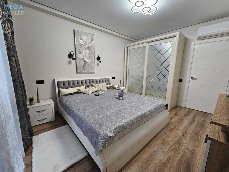 Оренда 2 кімнатної квартири, <a class="location-link" href="/kiev/" title="Недвижимость Київ">Київ</a>, <a class="location-link" href="/kiev/goloseevskij/" title="Недвижимость Голосіївський район">Голосіївський р-н</a>, Михайла Максимовича вул., 28-Е (изображение 1)