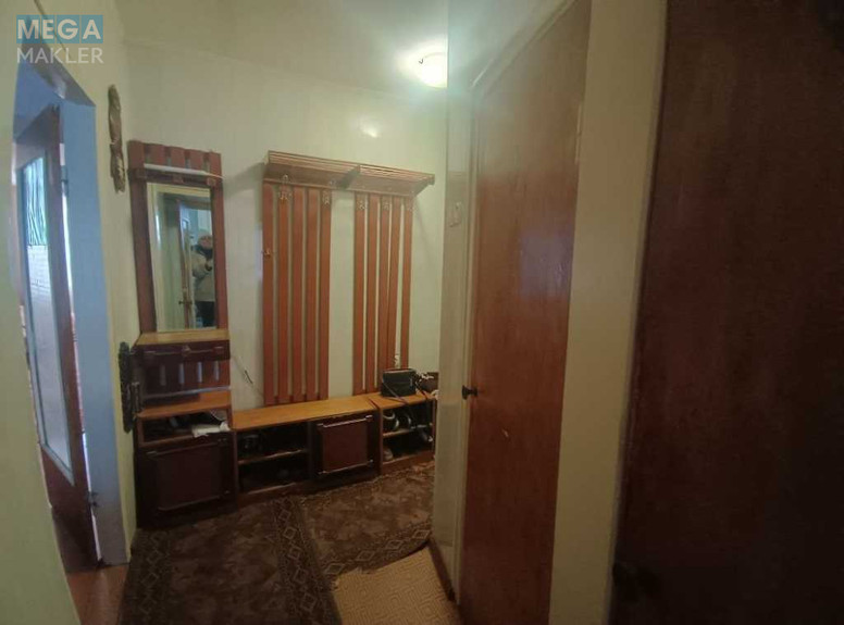 Продаж 2 кімнатної квартири (46/?/6), 1 пов. 5 пов. будинку, <a class="location-link" href="/glevaha/" title="Недвижимость Глеваха">Глеваха</a>, Вокзальна (изображение 1)