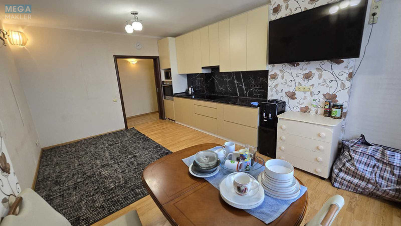 Продаж 3 кімнатної квартири (94/56/20), 19 пов. 25 пов. будинку, <a class="location-link" href="/kiev/" title="Недвижимость Київ">Київ</a>, <a class="location-link" href="/kiev/svyatoshinskij/" title="Недвижимость Святошинський район">Святошинський р-н</a>, Перемоги просп., 121б (изображение 1)
