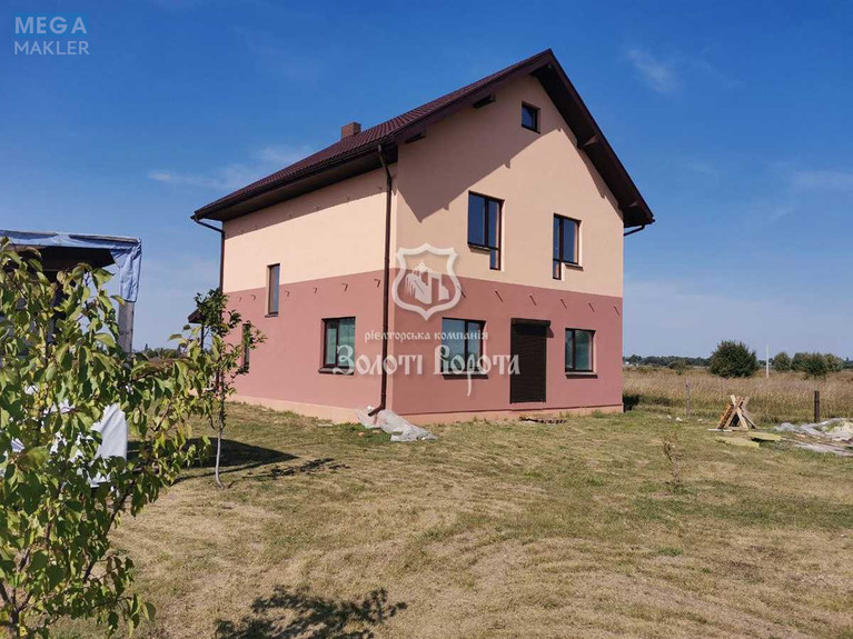 Продаж дома, 2 поверху, 168 кв.м, 3 кімнати, ділянка 10 соток, <a class="location-link" href="/rogozov/" title="Недвижимость Рогозів">Рогозів</a>, Травнева, 4 (изображение 1)