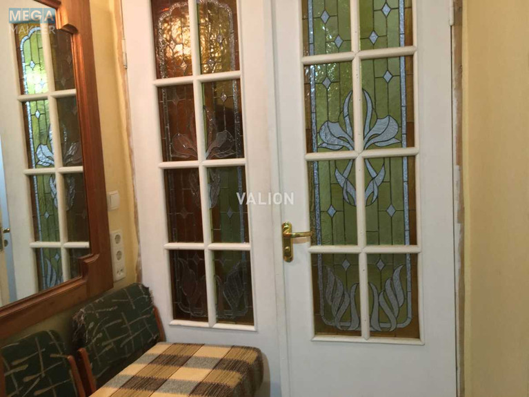 Оренда 2 кімнатної квартири, <a class="location-link" href="/kiev/" title="Недвижимость Київ">Київ</a>, <a class="location-link" href="/kiev/solomenskij/" title="Недвижимость Солом'янський район">Солом'янський р-н</a>, Ереванская ул., 8-А (изображение 1)