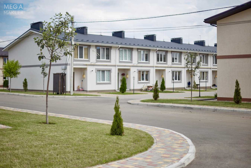 Продаж 2 кімнатної квартири (82/40/22), 2 пов. 2 пов. будинку, <a class="location-link" href="/borispol/" title="Недвижимость Бориспіль">Бориспіль</a>, ясна, 12 (изображение 1)