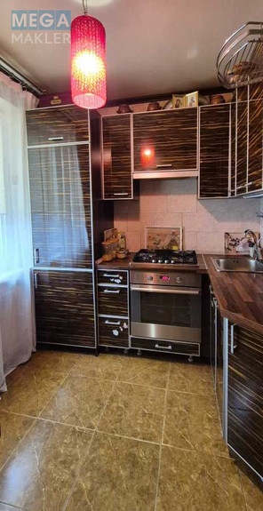 Продаж 3 кімнатної квартири (63/43/7), 6 пов. 9 пов. будинку, <a class="location-link" href="/kharkov/" title="Недвижимость Харків">Харків</a>, <a class="location-link" href="/kharkov/dzerzhinskij/" title="Недвижимость Шевченківський (Дзержинський) район">Шевченківський (Дзержинський) р-н</a>, проспект Перемоги, 72Г (изображение 1)