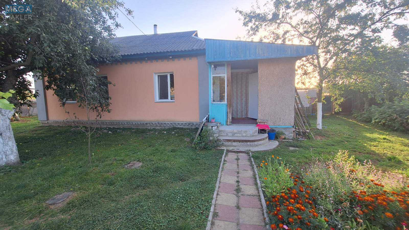 Продаж 4 кімнатної квартири (69/50/9), 1 пов. 1 пов. будинку, <a class="location-link" href="/chernigov/" title="Недвижимость Чернігів">Чернігів</a>, <a class="location-link" href="/chernigov/desnyanskij/" title="Недвижимость Деснянський район">Деснянський р-н</a>, Зелена (изображение 1)