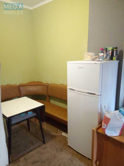 Оренда кімнати (підселення), <a class="location-link" href="/odessa/" title="Недвижимость Одеса">Одеса</a>, <a class="location-link" href="/odessa/malinovskij/" title="Недвижимость Малиновський район">Малиновський р-н</a>, Филатова, 6б (изображение 1)