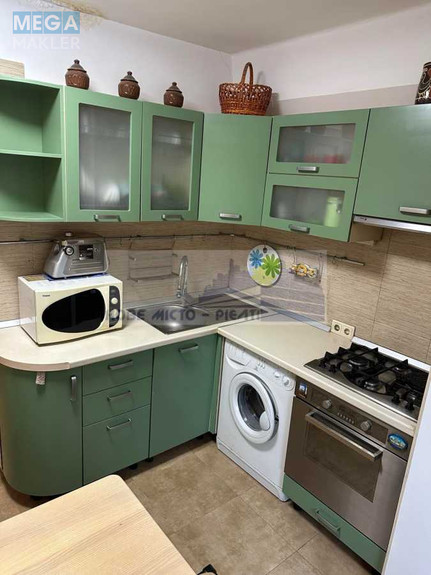 Продаж 1 кімнатної квартири (33/15/8), 3 пов. 9 пов. будинку, <a class="location-link" href="/kiev/" title="Недвижимость Київ">Київ</a>, <a class="location-link" href="/kiev/obolonskij/" title="Недвижимость Оболонський район">Оболонський р-н</a>, Оболонский просп., 16 (изображение 1)