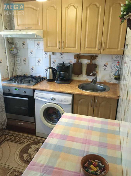 Оренда 3 кімнатної квартири, <a class="location-link" href="/kiev/" title="Недвижимость Київ">Київ</a>, <a class="location-link" href="/kiev/obolonskij/" title="Недвижимость Оболонський район">Оболонський р-н</a>, Архипенка Олександра вул., 8 (изображение 1)