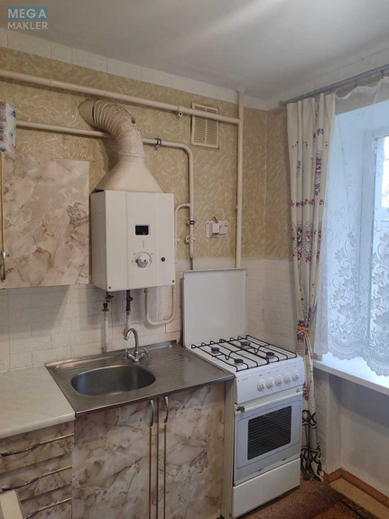 Продаж 1 кімнатної квартири (30/16/6), 2 пов. 5 пов. будинку, <a class="location-link" href="/smela/" title="Недвижимость Сміла">Сміла</a>, Соборна (изображение 1)