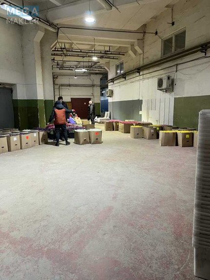 Продаж комерційної нерухомості, 10 500 кв.м, под склад, <a class="location-link" href="/kiev/" title="Недвижимость Київ">Київ</a>, <a class="location-link" href="/kiev/obolonskij/" title="Недвижимость Оболонський район">Оболонський р-н</a>, Семена Скляренко ул. (изображение 1)