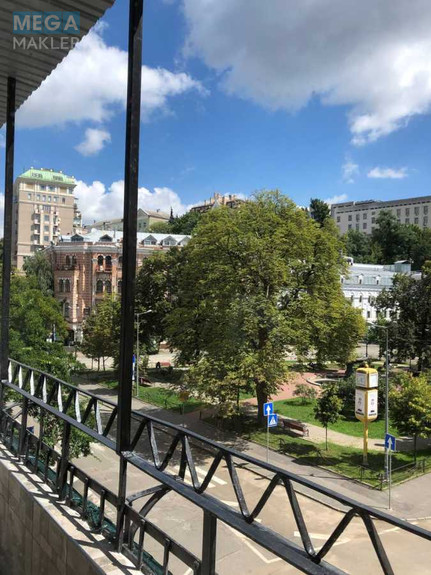 Продаж 5 кімнатної квартири (122/?/?), 3 пов. 6 пов. будинку, <a class="location-link" href="/kiev/" title="Недвижимость Київ">Київ</a>, <a class="location-link" href="/kiev/pecherskij/" title="Недвижимость Печерський район">Печерський р-н</a>, Заньковецкой ул., 5/2 (изображение 1)