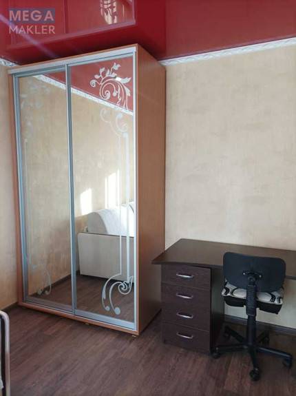 Оренда 1 кімнатної квартири, <a class="location-link" href="/kiev/" title="Недвижимость Київ">Київ</a>, <a class="location-link" href="/kiev/desnyanskij/" title="Недвижимость Деснянський район">Деснянський р-н</a>, Космонавта Волкова вул., 18 (изображение 1)