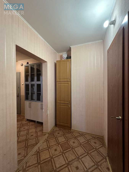 Оренда 1 кімнатної квартири, <a class="location-link" href="/kiev/" title="Недвижимость Київ">Київ</a>, <a class="location-link" href="/kiev/darnickij/" title="Недвижимость Дарницький район">Дарницький р-н</a>, Урлівська вул., 38 (изображение 1)