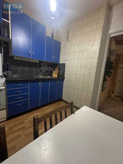 Оренда 2 кімнатної квартири, <a class="location-link" href="/kiev/" title="Недвижимость Київ">Київ</a>, <a class="location-link" href="/kiev/solomenskij/" title="Недвижимость Солом'янський район">Солом'янський р-н</a>, Вацлава Гавела бульв., 81 (изображение 1)