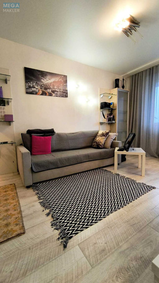 Продаж 1 кімнатної квартири (34/?/8), 9 пов. 9 пов. будинку, <a class="location-link" href="/dnepropetrovsk/" title="Недвижимость Дніпра">Дніпро</a>, Володимира Антоновича (изображение 1)