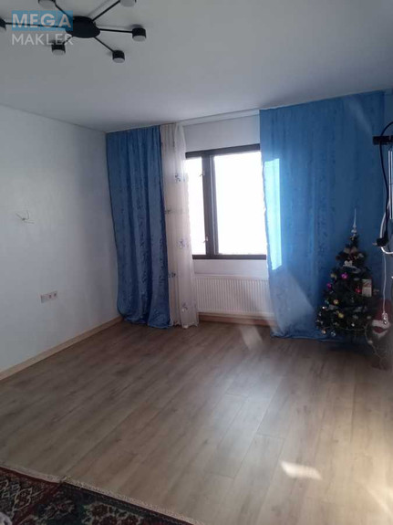 Продаж дома, 2&nbsp;поверху, 225&nbsp;кв.м, 8&nbsp;кімнат, ділянка 12&nbsp;соток, <a class="location-link" href="/borodyanka/" title="Недвижимость Бородянка">Бородянка</a>, вулиця Індрусіальна (изображение 1)