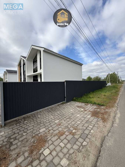 Продаж дома, 2 поверху, 99 кв.м, 4 кімнати, ділянка 3 сотки, <a class="location-link" href="/gnedin/" title="Недвижимость Гнідін">Гнідин</a>, Чубинського, 17 (изображение 1)