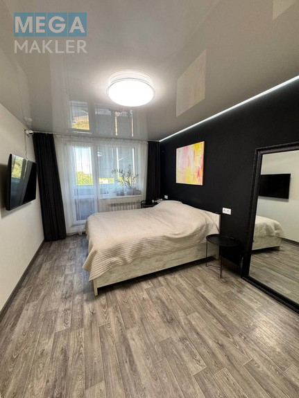 Продаж 1 кімнатної квартири (33/17/7), 6 пов. 9 пов. будинку, <a class="location-link" href="/pesochin/" title="Недвижимость Пісочин">Пісочин</a>, Набережна (изображение 1)