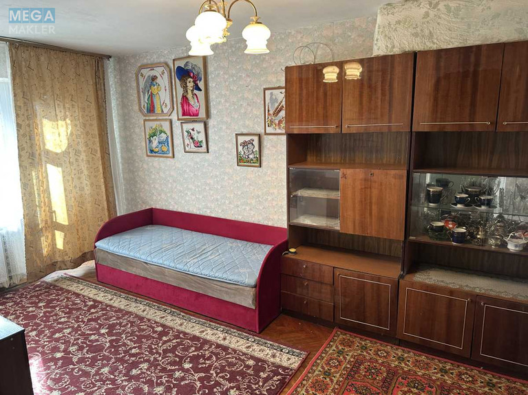 Оренда 1 кімнатної квартири, <a class="location-link" href="/kiev/" title="Недвижимость Київ">Київ</a>, <a class="location-link" href="/kiev/solomenskij/" title="Недвижимость Солом'янський район">Солом'янський р-н</a>, Відрадний просп., 24/93 (изображение 1)