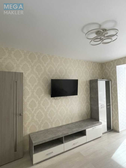 Оренда 2 кімнатної квартири, <a class="location-link" href="/sofievskaya-borshagovka/" title="Недвижимость Софіївська Борщагівка">Софіївська Борщагівка</a>, Героїв Небесної сотні, 26/19 (изображение 1)