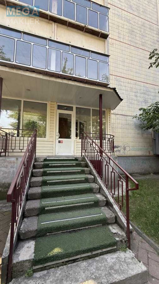 Оренда комерційної нерухомості, 47 кв.м, под офис, <a class="location-link" href="/brovary/" title="Недвижимость Бровари">Бровари</a>, Чорних Запоріжців, 64 (изображение 1)