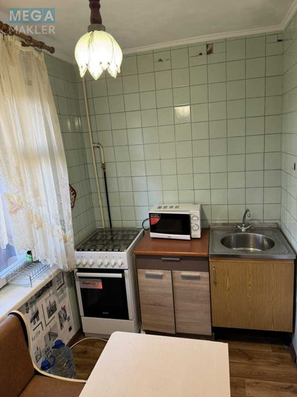 Оренда 1 кімнатної квартири, <a class="location-link" href="/kiev/" title="Недвижимость Київ">Київ</a>, <a class="location-link" href="/kiev/obolonskij/" title="Недвижимость Оболонський район">Оболонський р-н</a>, Иорданская ул., 22Б (изображение 1)