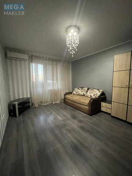 Оренда 1 кімнатної квартири, <a class="location-link" href="/kiev/" title="Недвижимость Київ">Київ</a>, <a class="location-link" href="/kiev/solomenskij/" title="Недвижимость Солом'янський район">Солом'янський р-н</a>, Ушинського вул., 14б (изображение 1)