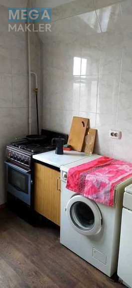 Продаж 1 кімнатної квартири (31,5/14,7/6,6), 4 пов. 9 пов. будинку, <a class="location-link" href="/kiev/" title="Недвижимость Київ">Київ</a>, <a class="location-link" href="/kiev/obolonskij/" title="Недвижимость Оболонський район">Оболонський р-н</a>, Лайоша Гавро ул., 4 (изображение 1)