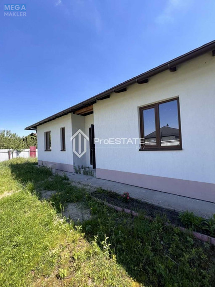 Продаж дома, 1 поверх, 110 кв.м, 4 кімнати, ділянка 10 соток, <a class="location-link" href="/gnedin/" title="Недвижимость Гнідін">Гнідин</a>, Центральна (изображение 1)