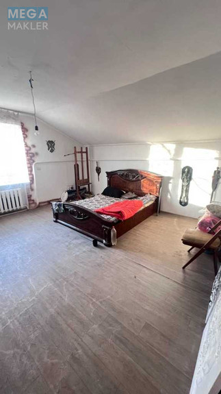 Продаж дома, 2 поверху, 180 кв.м, 5 кімнат, ділянка 1 сотка, <a class="location-link" href="/lviv/" title="Недвижимость Львів">Львів</a>, <a class="location-link" href="/lviv/lychakovskij/" title="Недвижимость Личаківський район">Личаківський р-н</a>, Новознесенська, 44 (изображение 1)