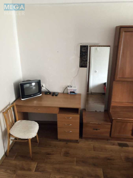 Оренда 1 кімнатної квартири, <a class="location-link" href="/kiev/" title="Недвижимость Київ">Київ</a>, <a class="location-link" href="/kiev/dneprovskij/" title="Недвижимость Дніпровський район">Дніпровський р-н</a>, Уінстона Черчілля вул. (изображение 1)