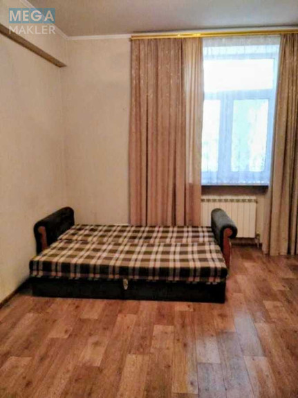 Оренда кімнати (підселення), <a class="location-link" href="/odessa/" title="Недвижимость Одеса">Одеса</a>, <a class="location-link" href="/odessa/suvorovskij/" title="Недвижимость Суворовський район">Суворовський р-н</a>, Плыгуна, 5 (изображение 1)